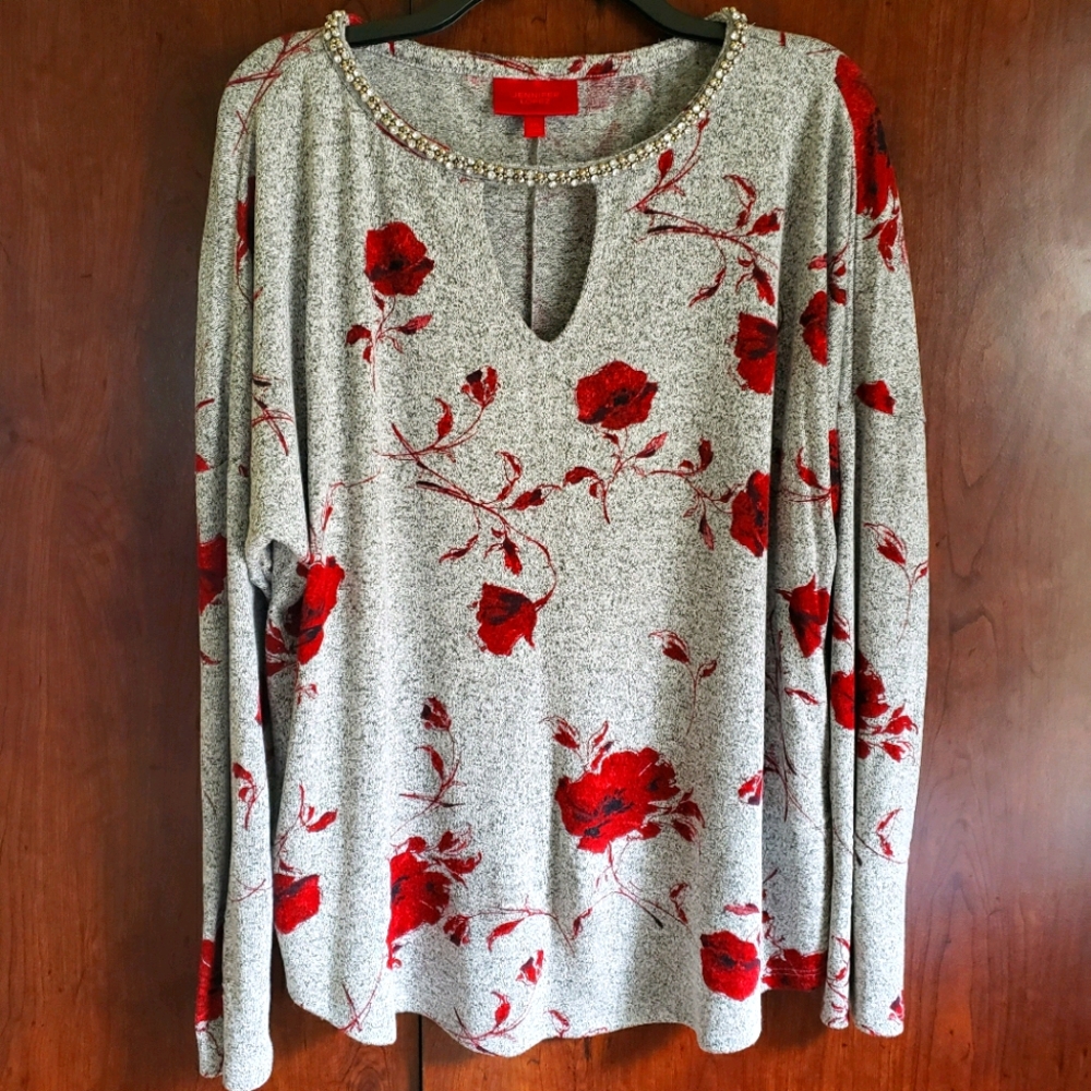 Jennifer Lopez Floral Sweater